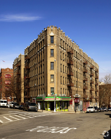 830 Stebbins, Bronx, NY for lease - Primary Photo - Image 1 of 2