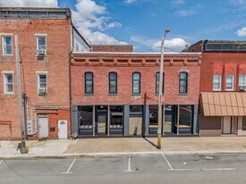 6 S Division St, Du Quoin IL - Airbnb Property