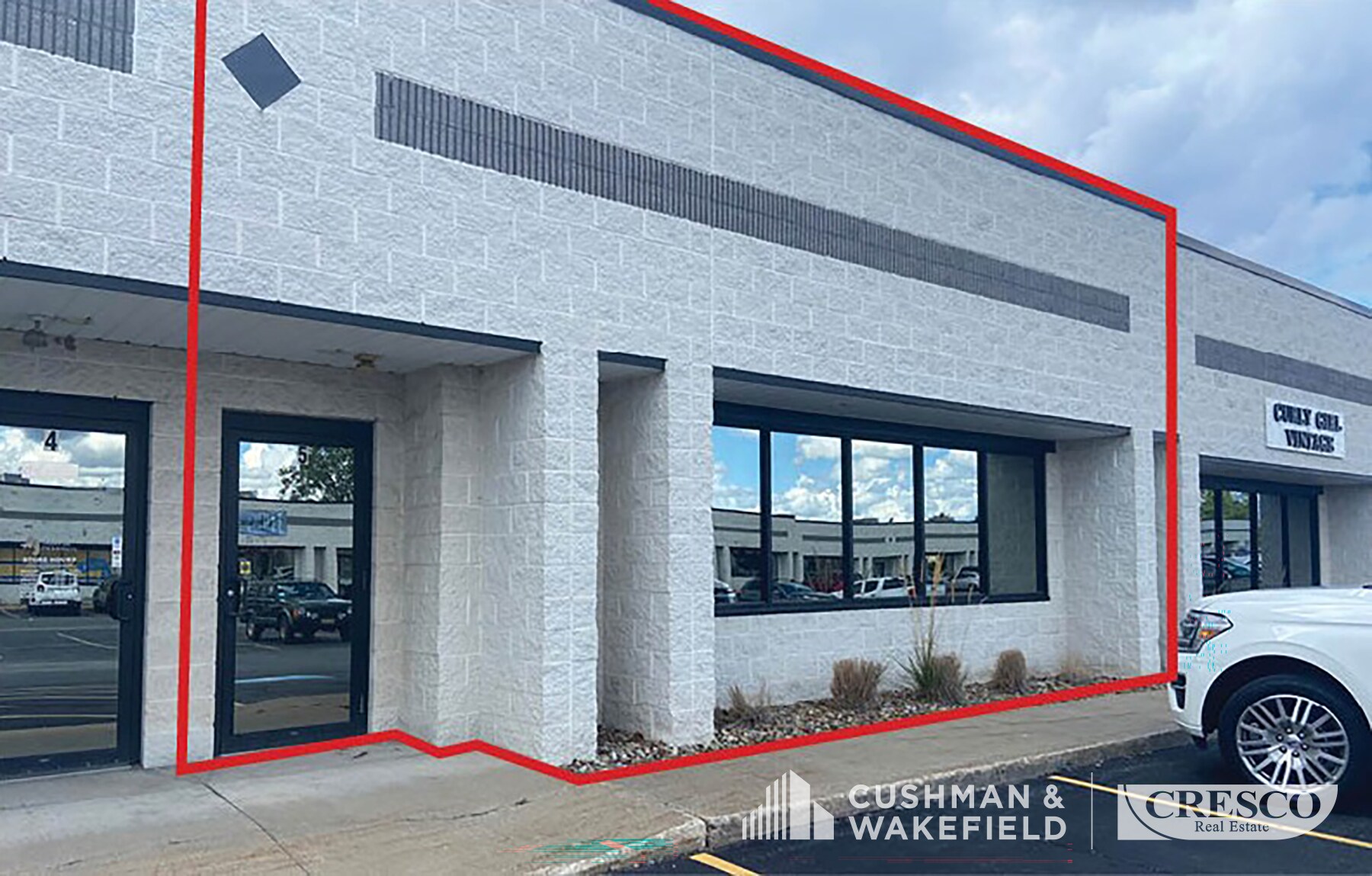 12100 Snow Rd, Parma, OH for lease Primary Photo- Image 1 of 5