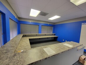 707-715 S Minnesota Ave, Sioux Falls, SD for lease Interior Photo- Image 2 of 13