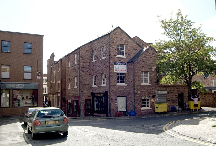 1-2 Goss St, Chester for lease - Building Photo - Image 2 of 3