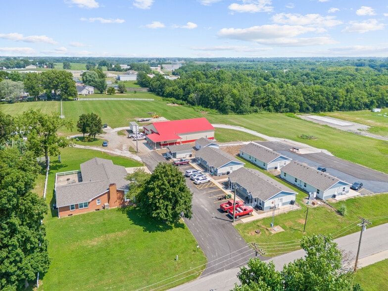 Carrollton MO Portfolio portfolio of 7 properties for sale on LoopNet.com - Building Photo - Image 2 of 26