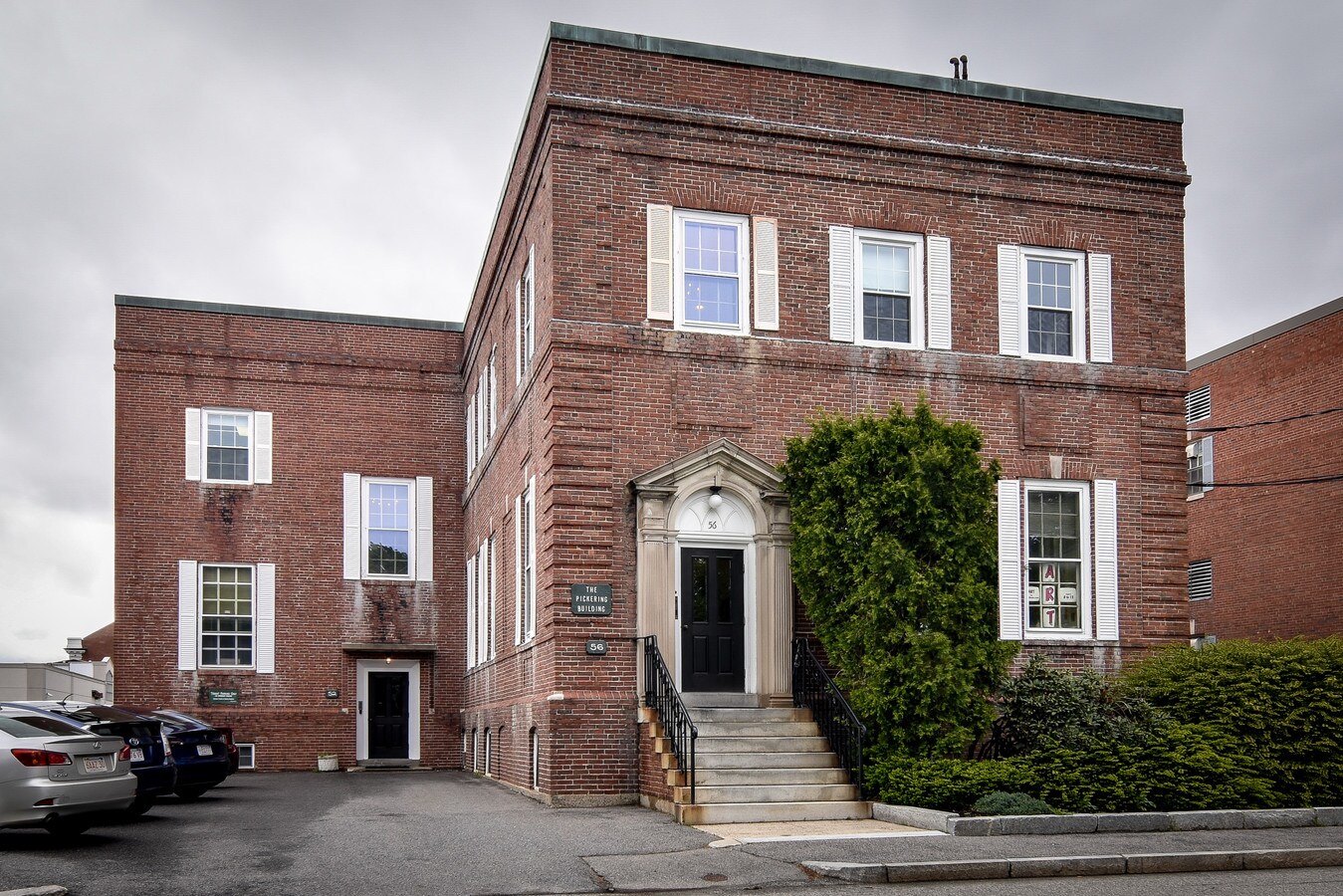 5256 Pickering St, Needham, MA 02492