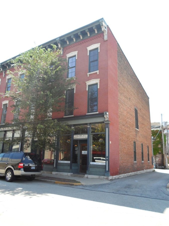 216 N 5th St, Lafayette, IN 47901