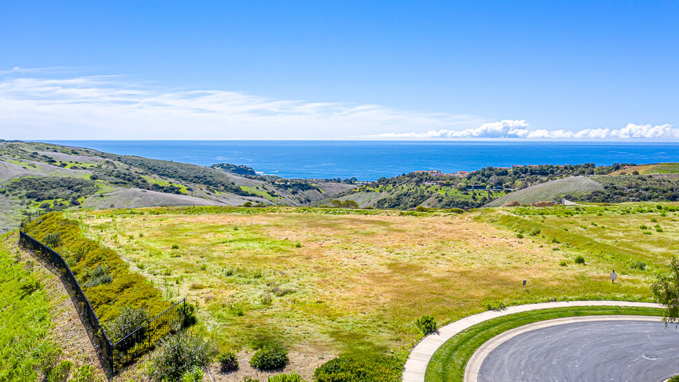 20 Coastline Dr, Newport Coast, CA for sale - Primary Photo - Image 1 of 1