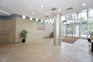 260 Christopher Ln, Staten Island, NY for lease Interior Photo- Image 2 of 5