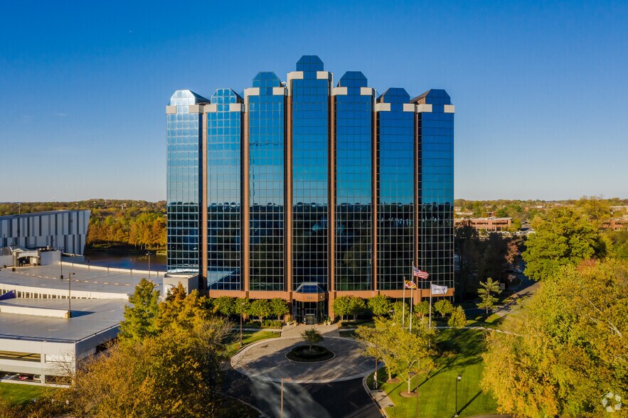 9801 Washingtonian Blvd, Gaithersburg, MD 20878 Office for Lease