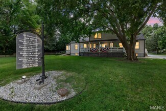 More details for 423 Woodlawn Ave, O'Fallon, MO - Office for Sale