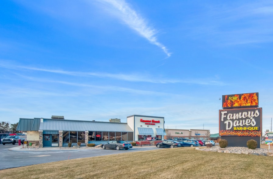 3558 Miller Rd, Flint, MI for sale - Primary Photo - Image 1 of 4