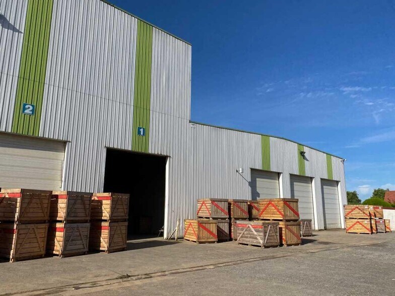 Flex in Erquinghem-Lys for lease - Building Photo - Image 2 of 10