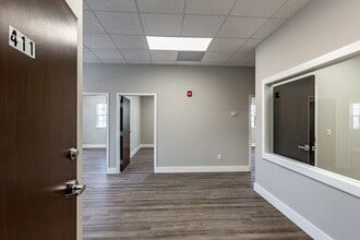 1500 E Venice Ave, Venice, FL for lease Interior Photo- Image 1 of 14