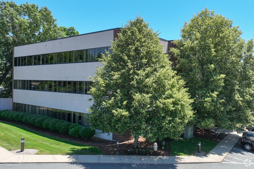 89 Newbury St, Danvers, MA for lease - Primary Photo - Image 1 of 10