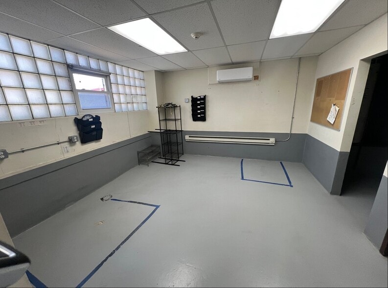 265 Thomas St, Newark, NJ for lease - Interior Photo - Image 3 of 13