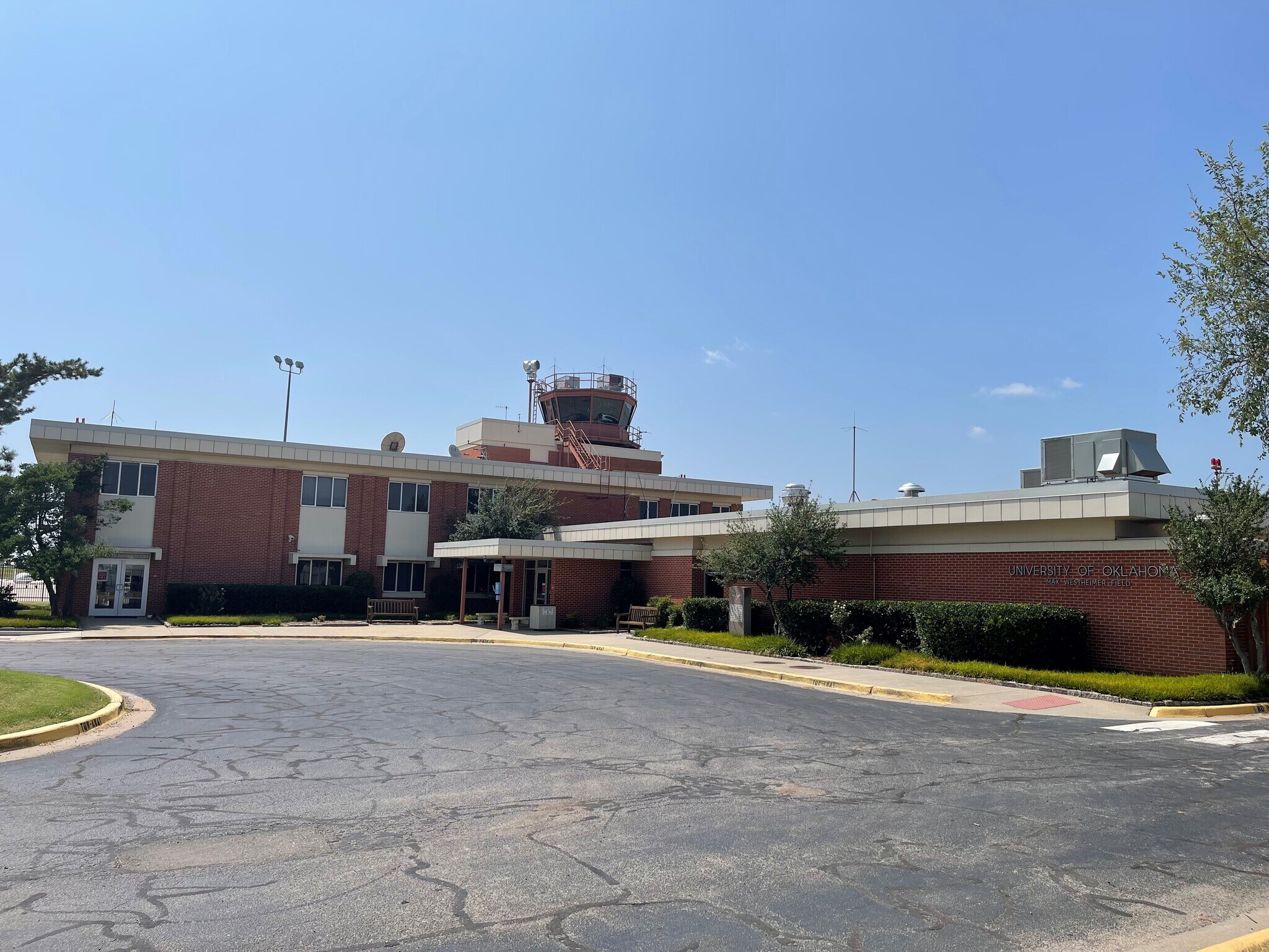 1700 Lexington Ave, Norman, OK for sale Primary Photo- Image 1 of 1