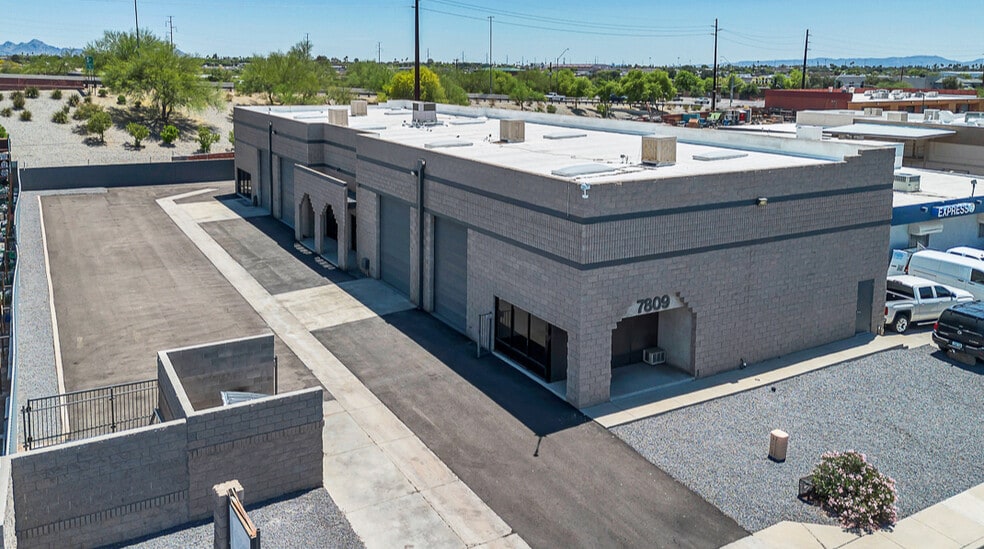 7809 N 68th Ave, Glendale, AZ for sale - Building Photo - Image 2 of 17