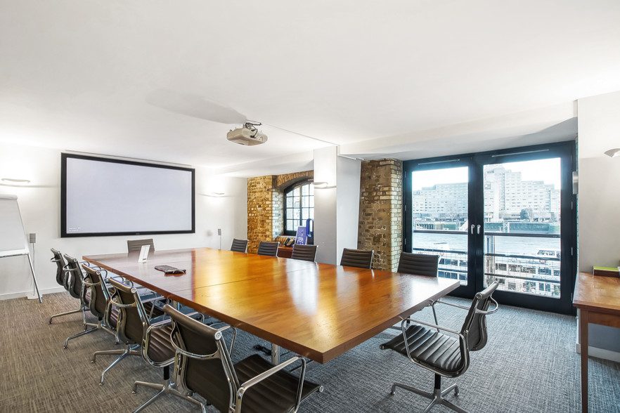 Shad Thames, London for lease - Interior Photo - Image 3 of 25