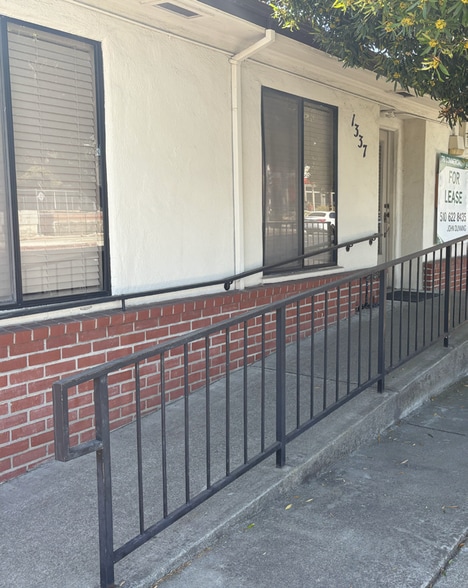 595 Estudillo Ave, San Leandro, CA for lease - Building Photo - Image 2 of 6