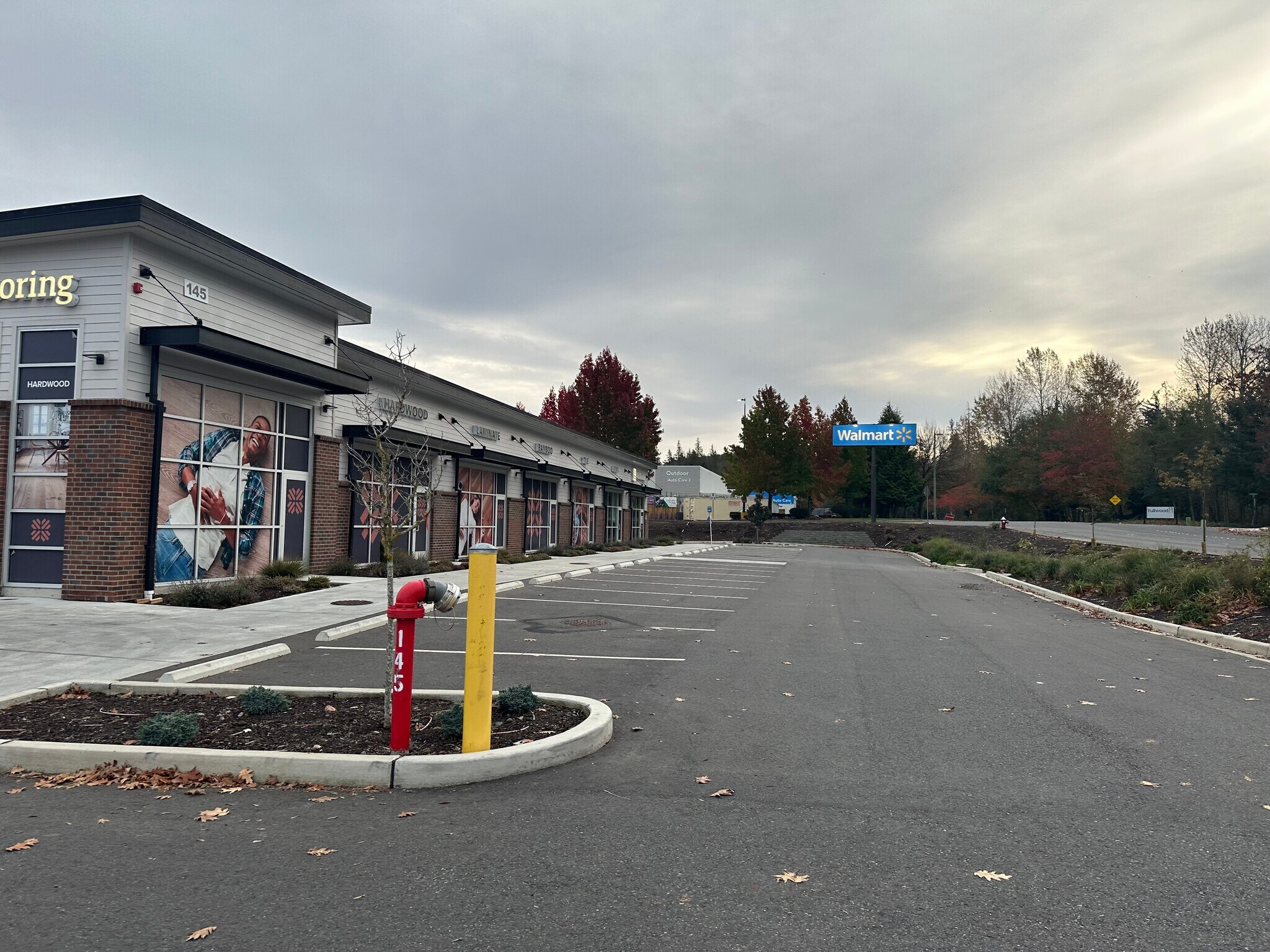 145 E Stuart Rd, Bellingham, WA for lease Primary Photo- Image 1 of 9