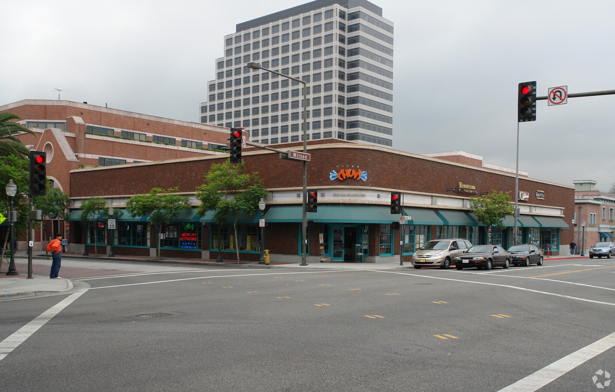 108-118 E Wilson Ave, Glendale, CA for sale Primary Photo- Image 1 of 1