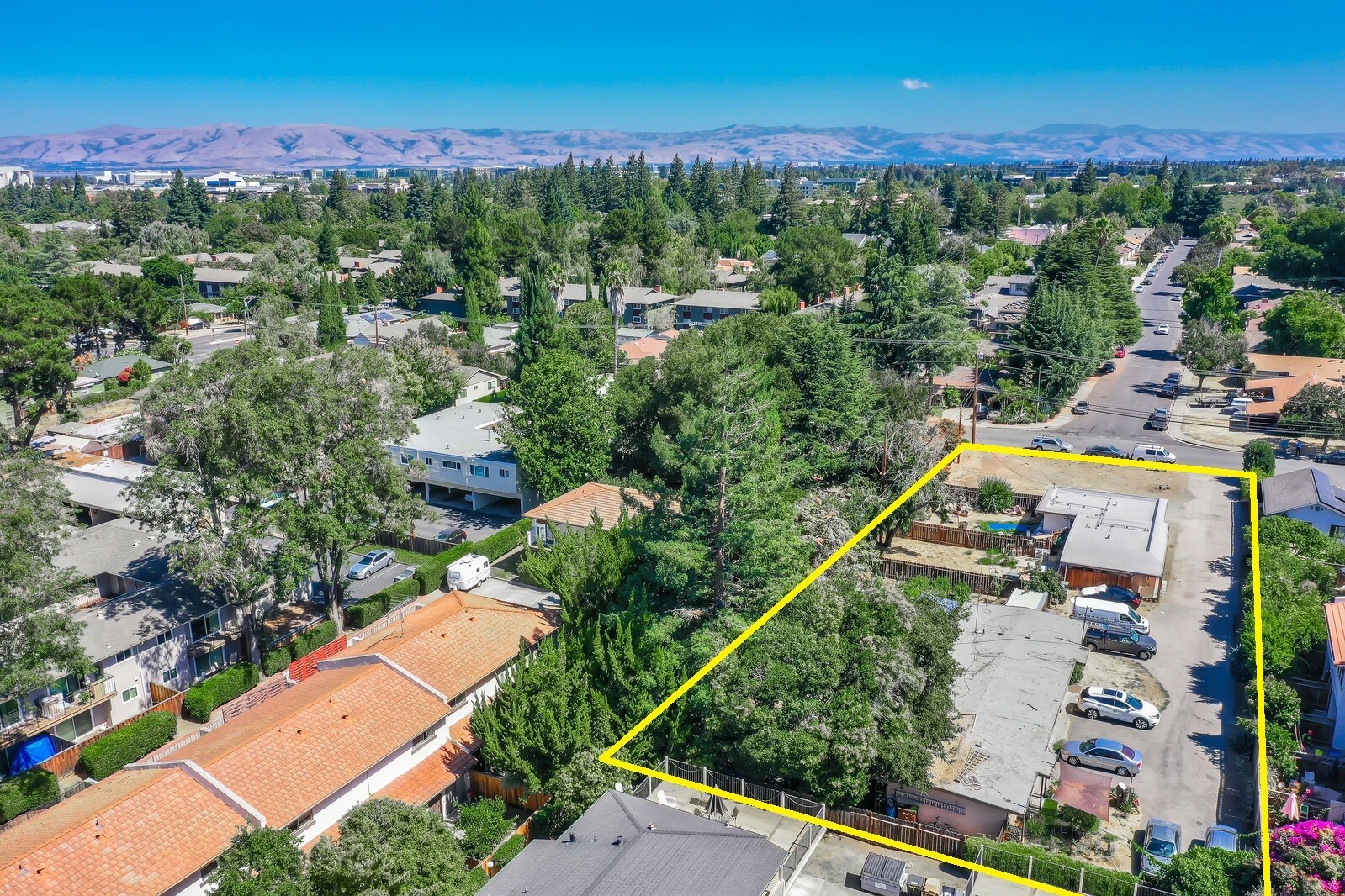 266 Tyrella Ave, Mountain View, CA for sale Primary Photo- Image 1 of 1