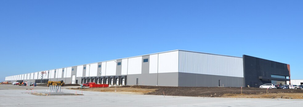 10050 Atlantic Dr SW, Cedar Rapids, IA for sale - Building Photo - Image 1 of 1