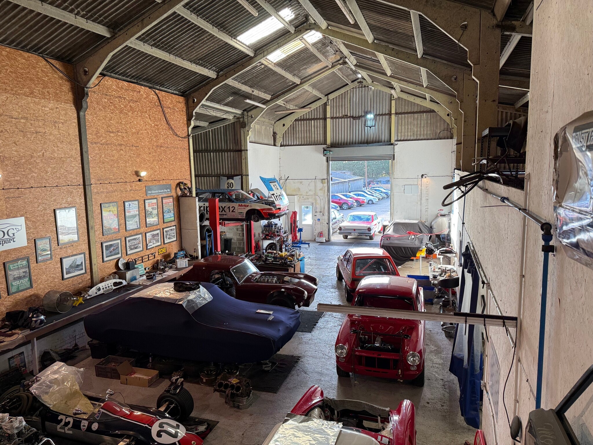 Units 13 &13b Ridge Farm, Horsham Rd, Dorking for lease Interior Photo- Image 1 of 7