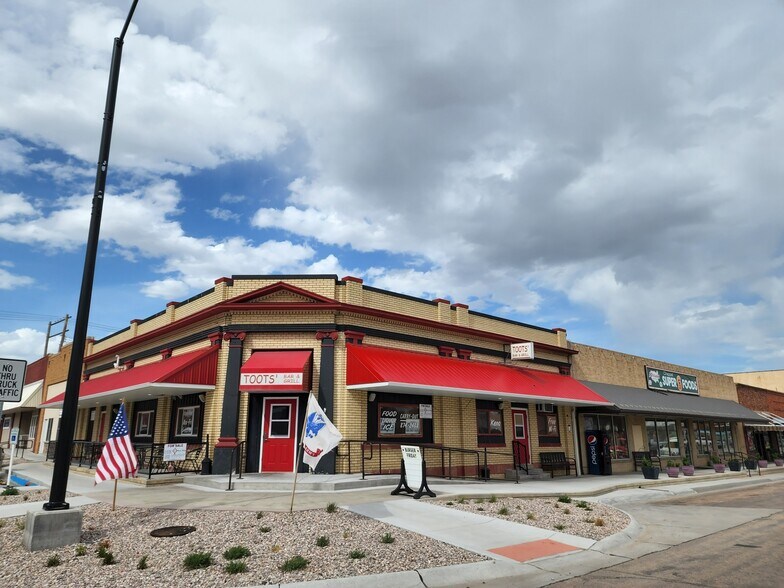 710 2nd St, Chappell, NE 69129 Bar & Grill