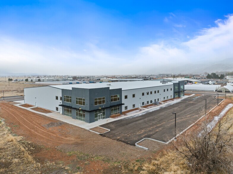 1135 S 100 E, Richfield, UT for sale - Primary Photo - Image 1 of 1