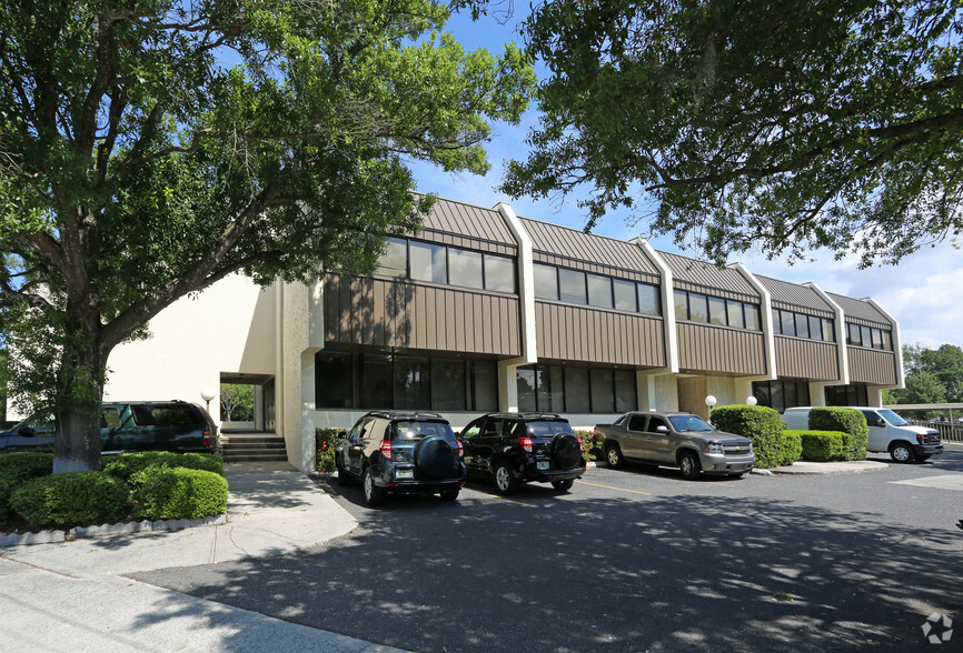 3300 Henderson Blvd, Tampa, FL for lease - Building Photo - Image 3 of 7