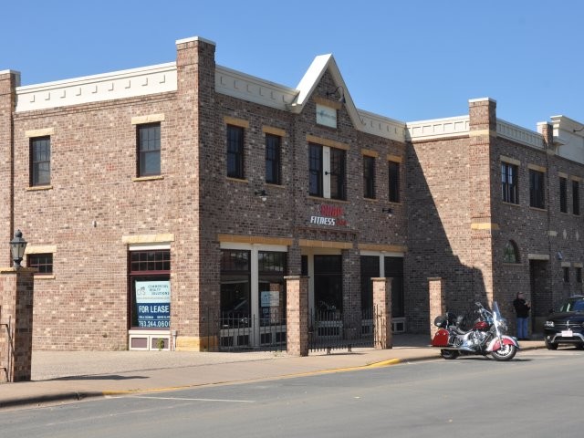 145 Railway St W, Loretto, MN for sale Building Photo- Image 1 of 1