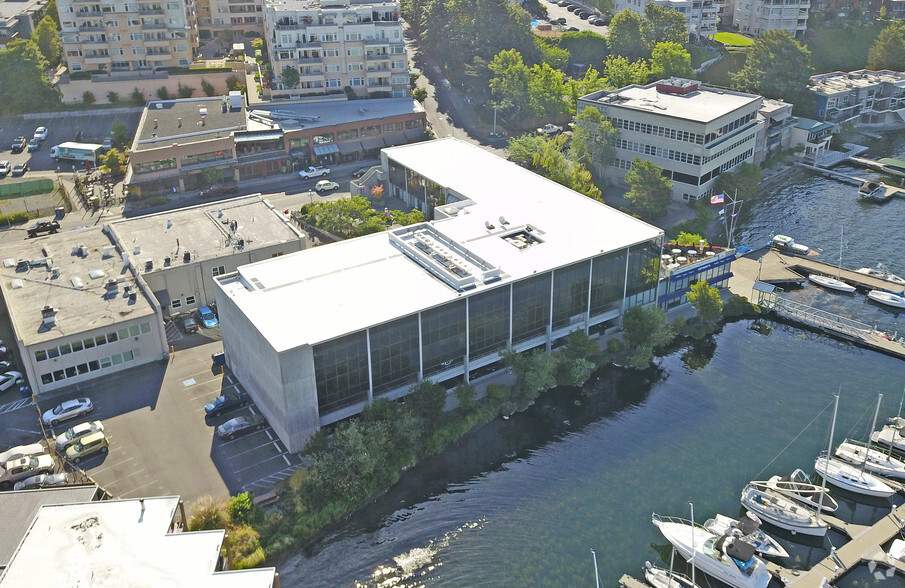 135 Lake St S, Kirkland, WA for lease - Aerial - Image 3 of 4