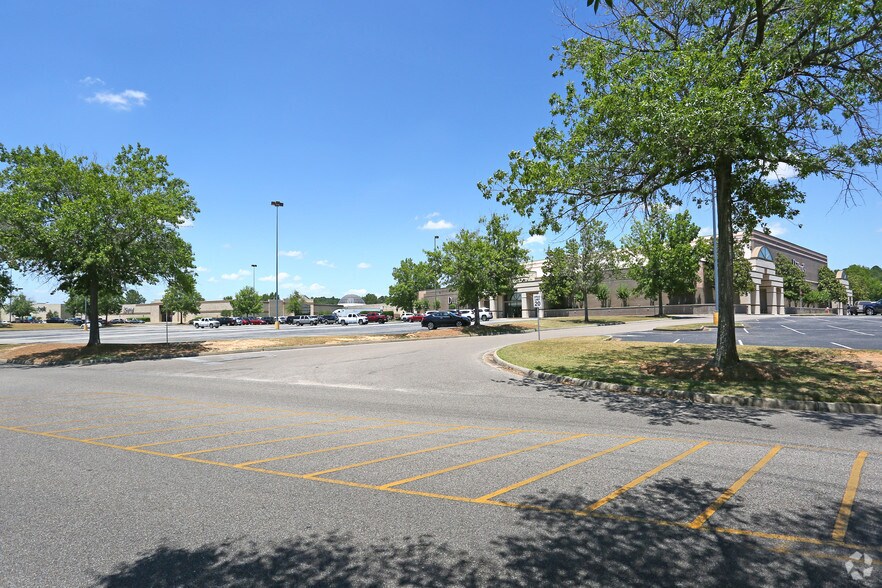 900 Commons Dr, Dothan, AL for sale - Building Photo - Image 1 of 1