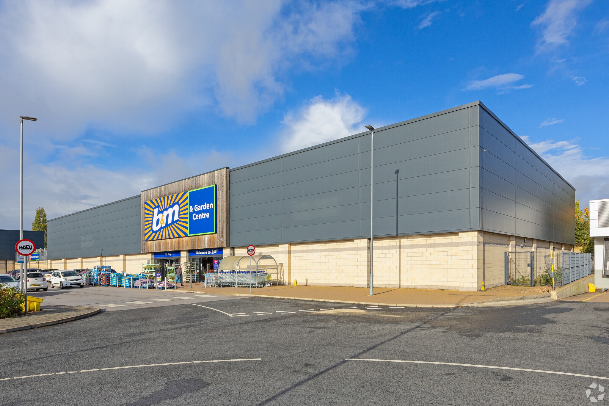 Deacon Rd, Lincoln for sale Primary Photo- Image 1 of 1