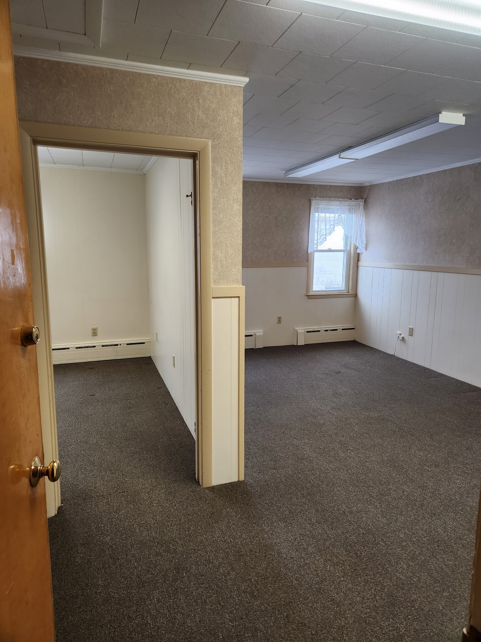 10-14 South St, Westborough, MA for lease Interior Photo- Image 1 of 6