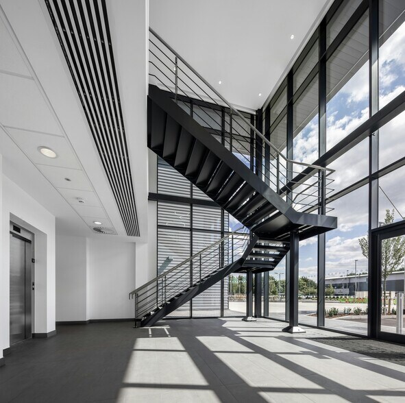 West Way, Cambridge for lease - Building Photo - Image 2 of 13