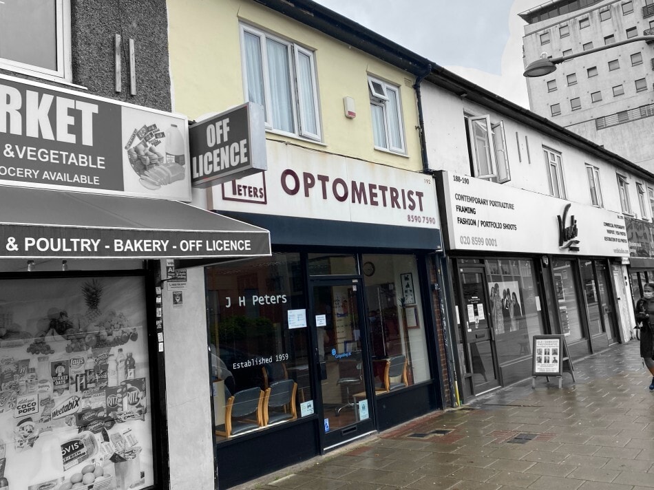 194 High Rd, Romford for sale Building Photo- Image 1 of 1