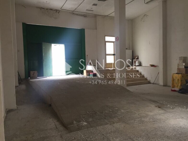 Retail in Aspe for sale - Building Photo - Image 1 of 4