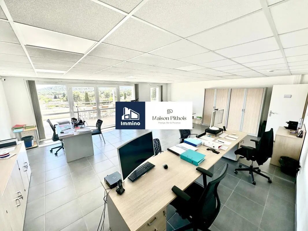 Flex in La Seyne-sur-Mer for sale Building Photo- Image 1 of 5