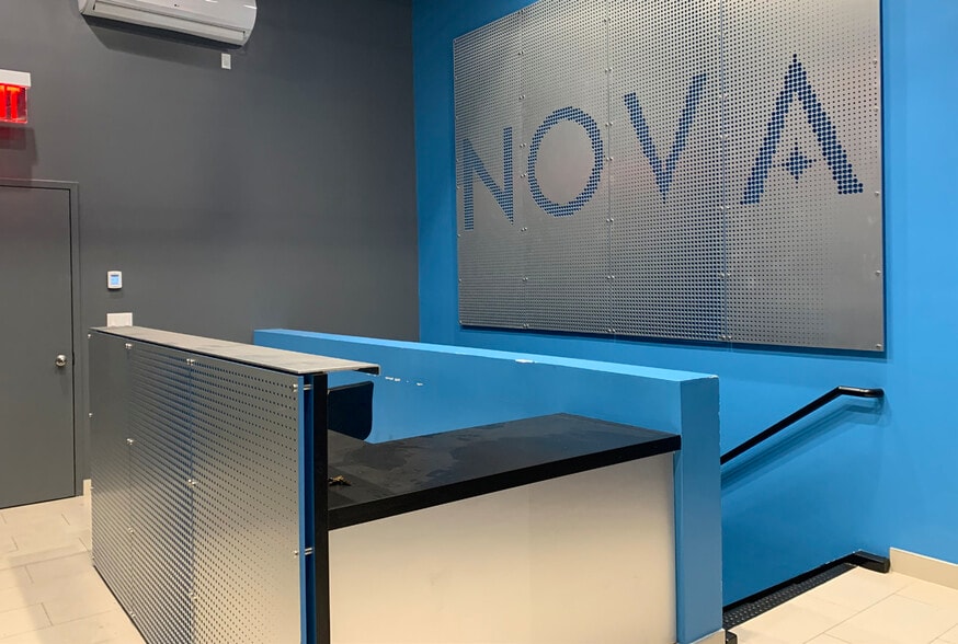 67 Leonard St, New York, NY for lease - Building Photo - Image 2 of 8