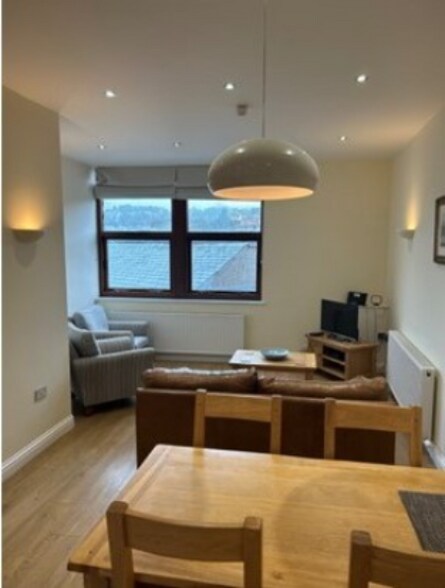 30 Station St, Keswick for sale - Interior Photo - Image 3 of 5