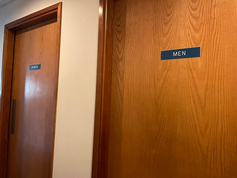 1602 Pike St NW, Auburn, WA for lease - Interior Photo - Image 3 of 13