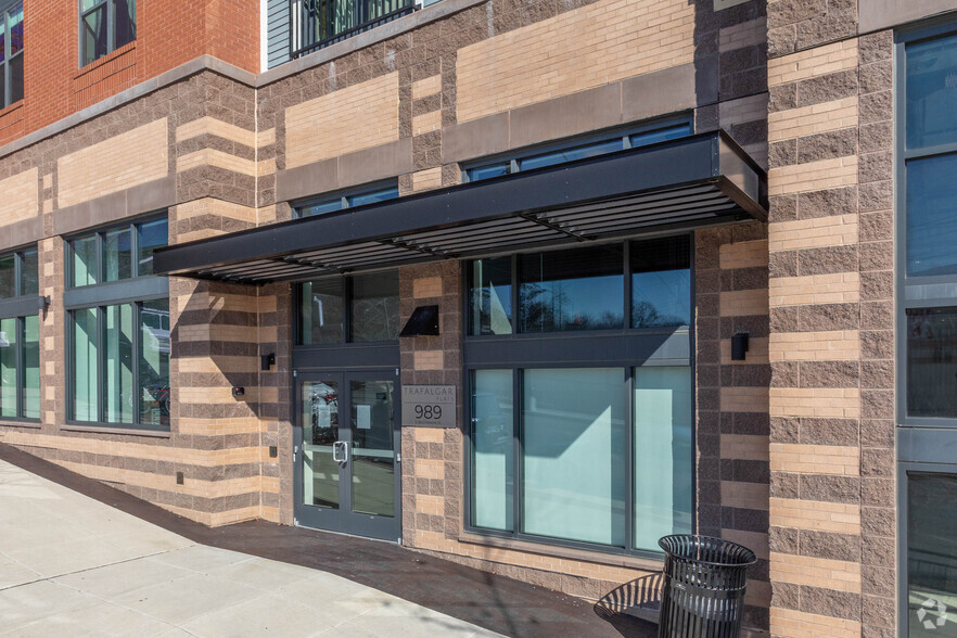 989 S Buchanan St, Arlington, VA for lease - Building Photo - Image 3 of 4