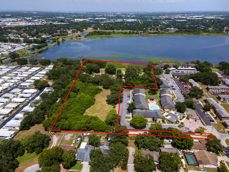 12330 101st St, Largo, FL for sale - Primary Photo - Image 1 of 33