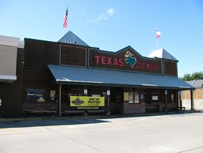 5312-5340 NW Cache Rd, Lawton, OK for lease Building Photo- Image 1 of 21