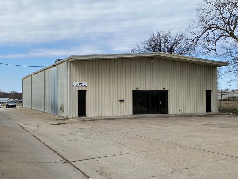 2816 N Sheridan Rd, Tulsa, OK for lease - Primary Photo - Image 1 of 8