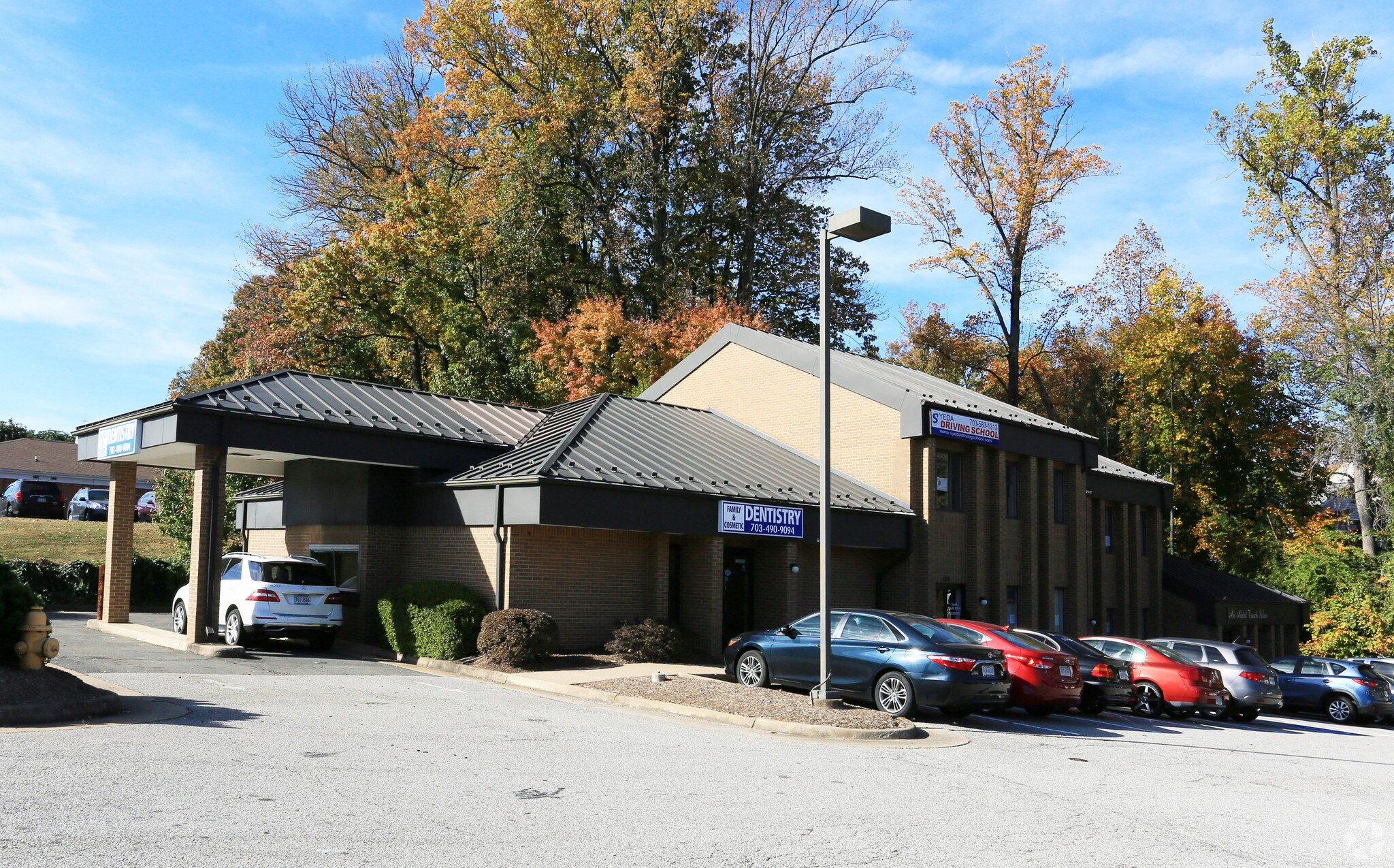 1388 Old Bridge Rd, Woodbridge, VA for sale Primary Photo- Image 1 of 1