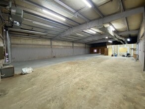 2816 N Sheridan Rd, Tulsa, OK for lease Interior Photo- Image 2 of 8