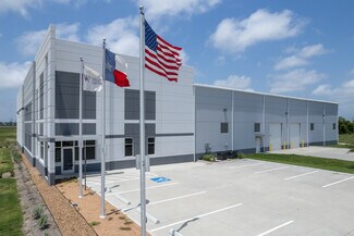 More details for 3811 Cedar Blvd, Baytown, TX - Industrial for Lease