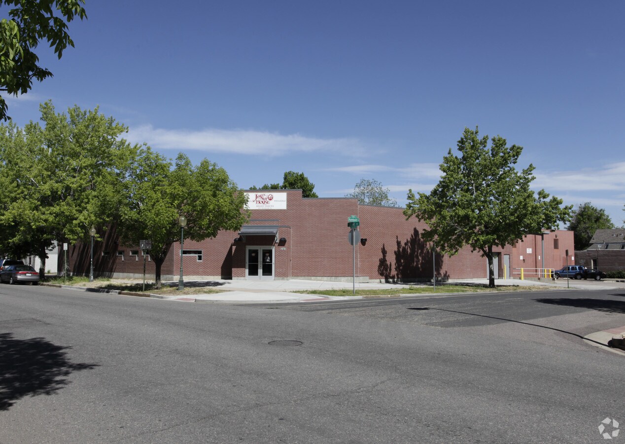 2101 Humboldt St, Denver, CO 80205 Office/Retail for Lease