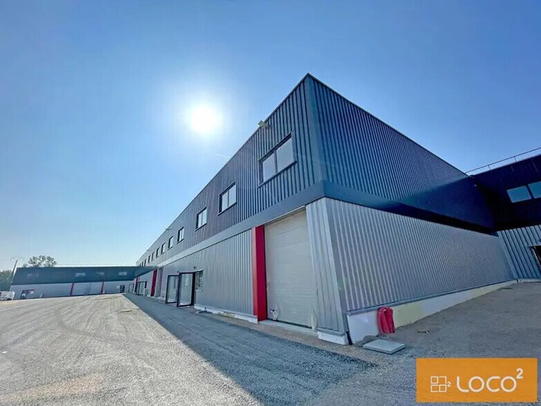 Industrial in Bruguières for lease - Building Photo - Image 2 of 5